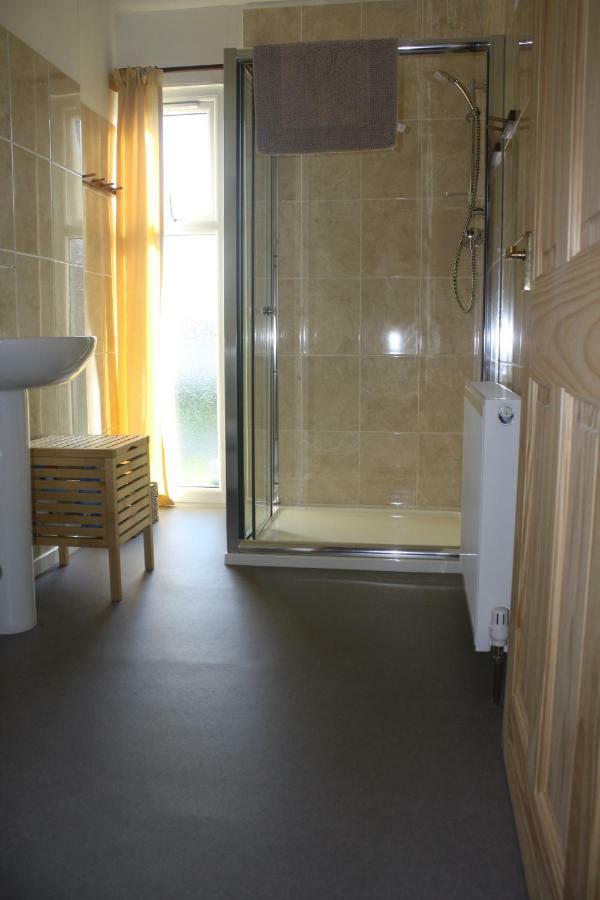 Inver Bay Apartment Tain Exterior foto